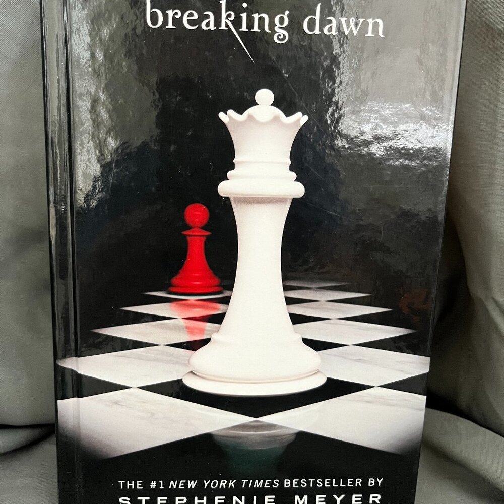 Hard Cover - Breaking Dawn by Stephenie Meyer